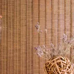 Вертикальные жалюзи из бамбука и джутовой ткани. Крым