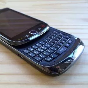 BlackBerry Torch 9800 Phone