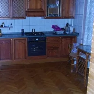   Продается четырехкомнатная квартира в центре г.Севастополя 