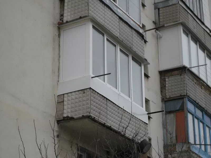 Остекление балконов и лоджий металлопластиком в Феодосии 2