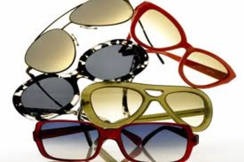 Солнцезащитные очки оптом