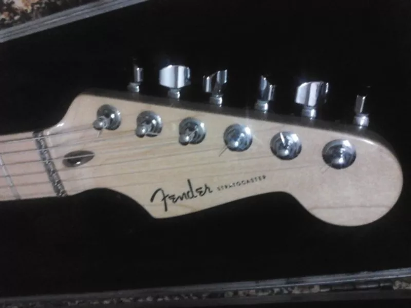 Fender American Deluxe Strat  2