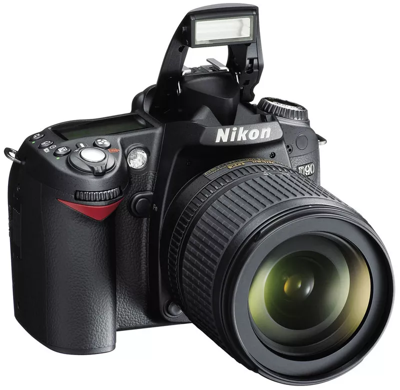 Nikon D90 (18-105 VR kit) официальный 2