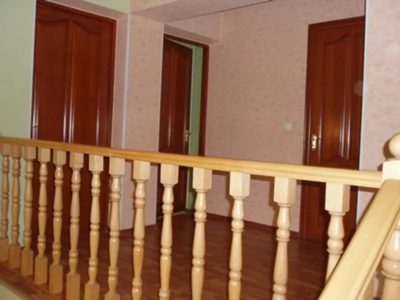  Продаётся добротный двухэтажный жилой дом Севастополь 9