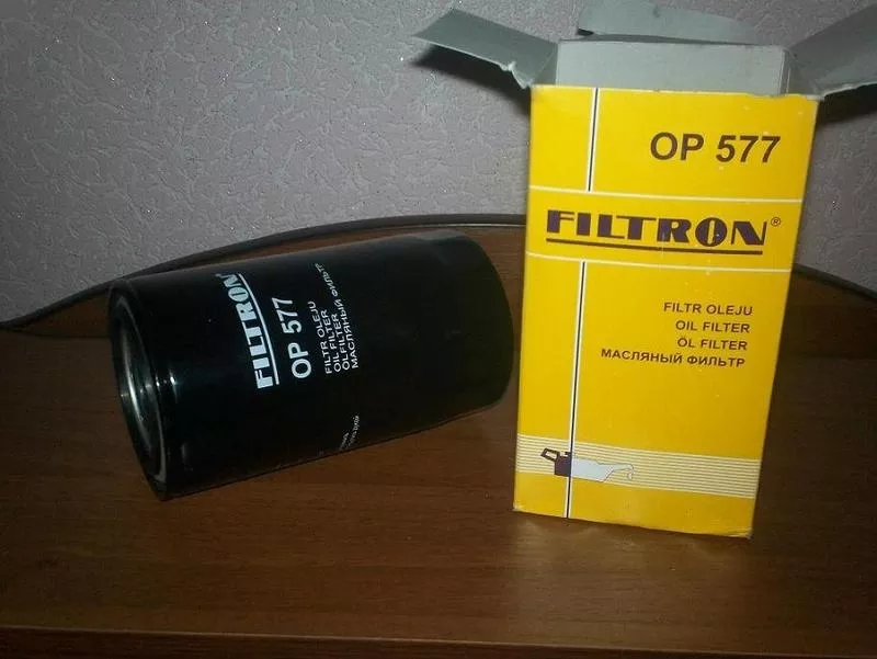 Фильтр масляный Volvo F,  FH,  N (грузовик). Filtron OP577