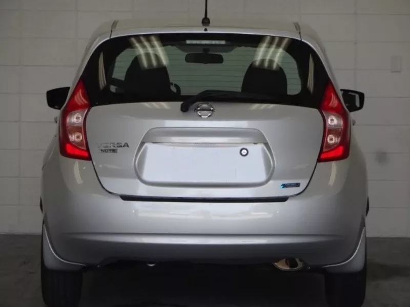 full option Nissan Versa 2015 urgent 4