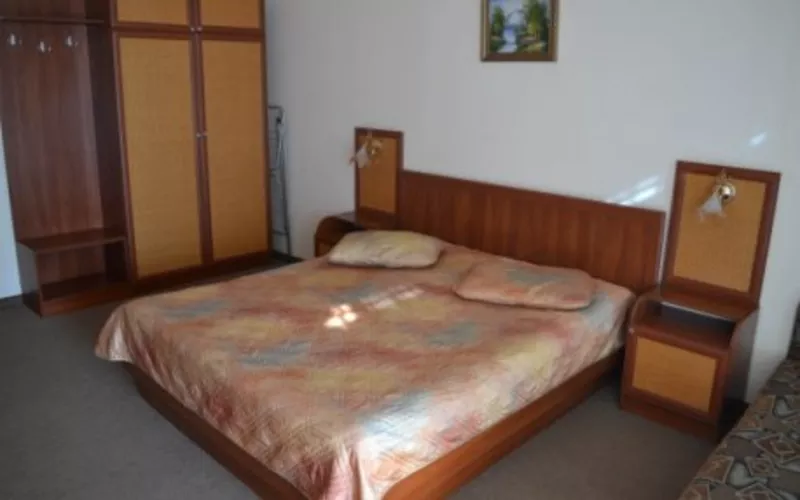 Продается 5-ти этажный гостевой дом в поселке Утес (Крым) 7